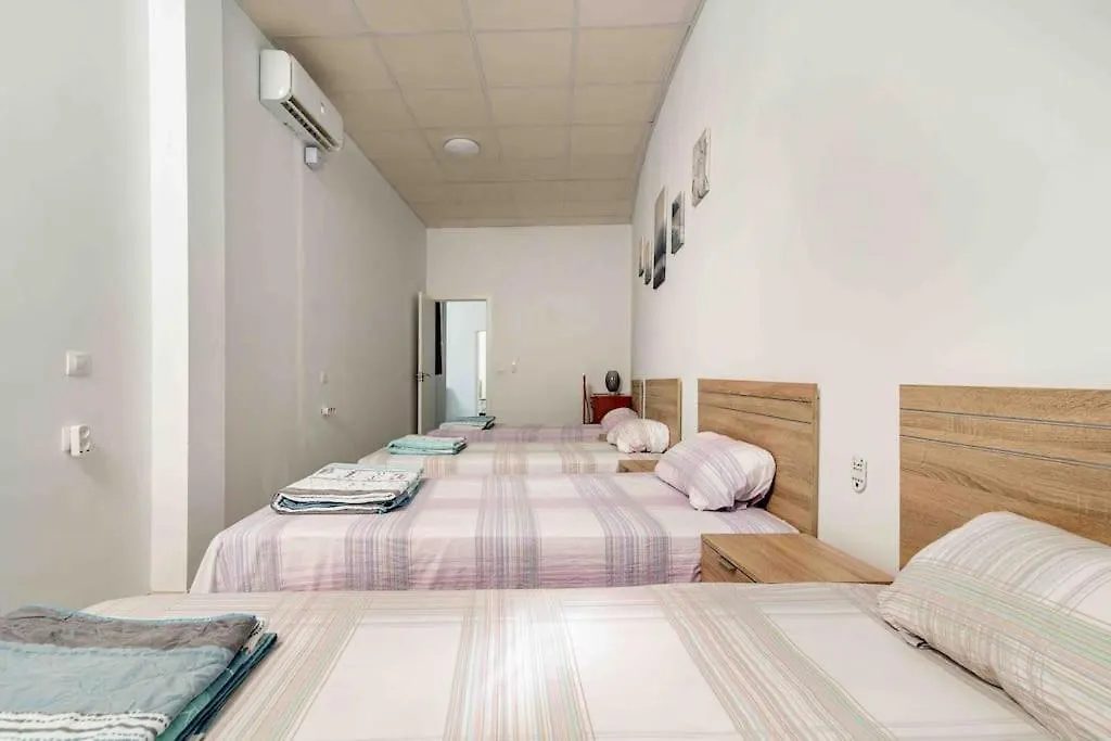 Big Villa Tauro With Private Heated Saltwater Pool & Jacuzzi & Bbq & Game Room & Arcade Games Mogan 0*,  Spain