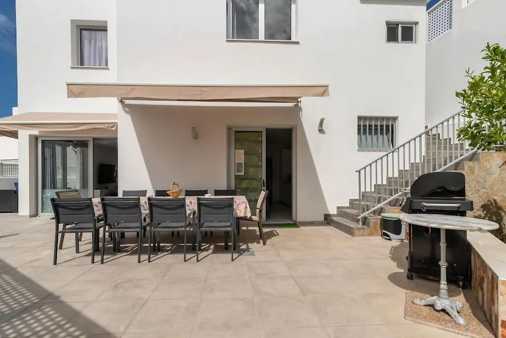 Big Villa Tauro With Private Heated Saltwater Pool & Jacuzzi & Bbq & Game Room & Arcade Games Mogan