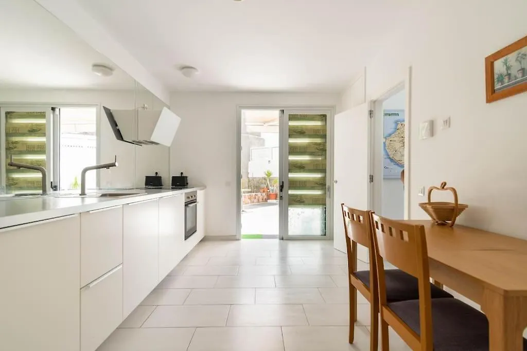 Big Villa Tauro With Private Heated Saltwater Pool & Jacuzzi & Bbq & Game Room & Arcade Games Mogan Spain