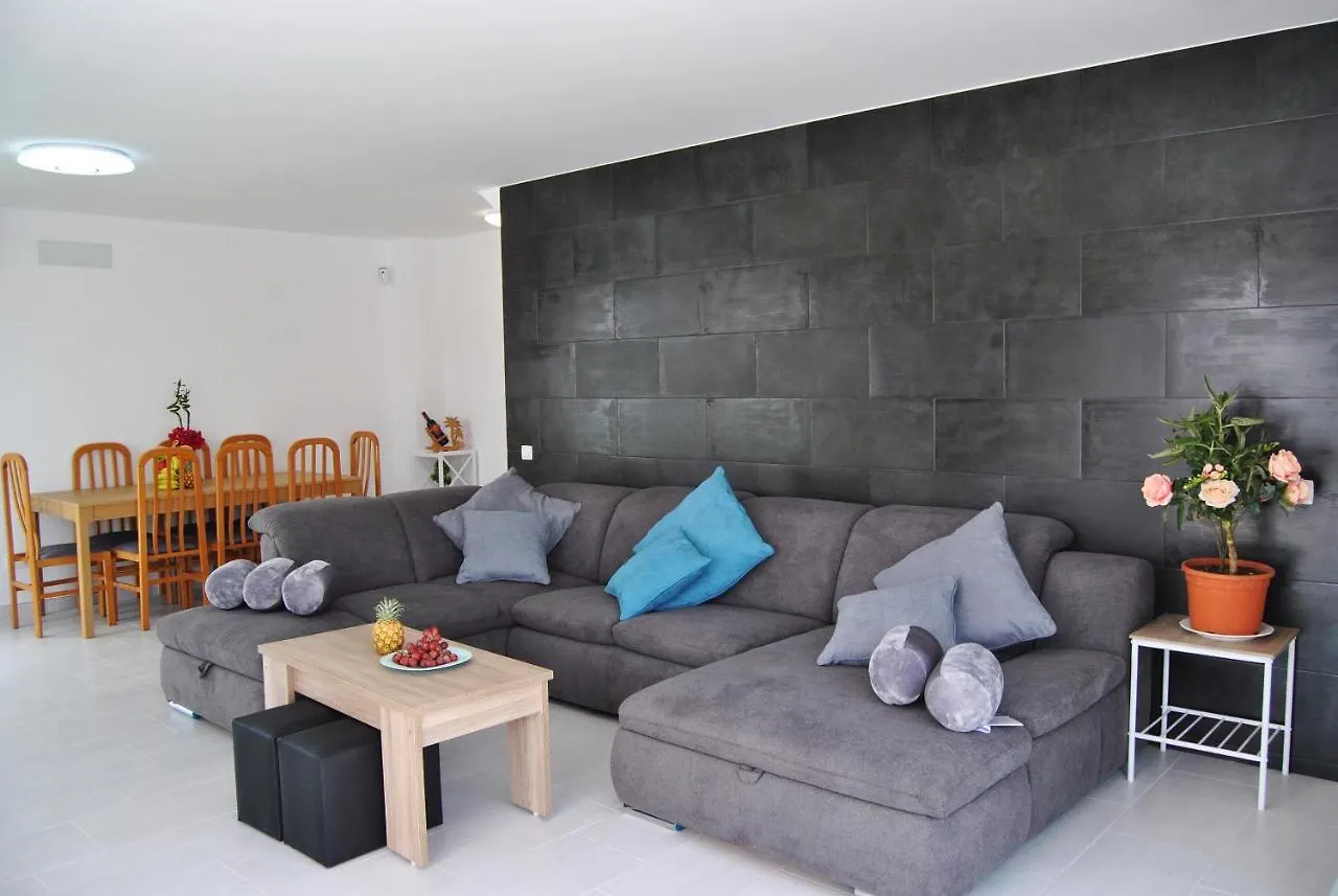 Big Villa Tauro With Private Heated Saltwater Pool & Jacuzzi & Bbq & Game Room & Arcade Games Mogan 0*,