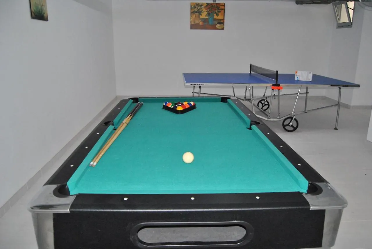 Big Villa Tauro With Private Heated Saltwater Pool & Jacuzzi & Bbq & Game Room & Arcade Games Mogan 0*,